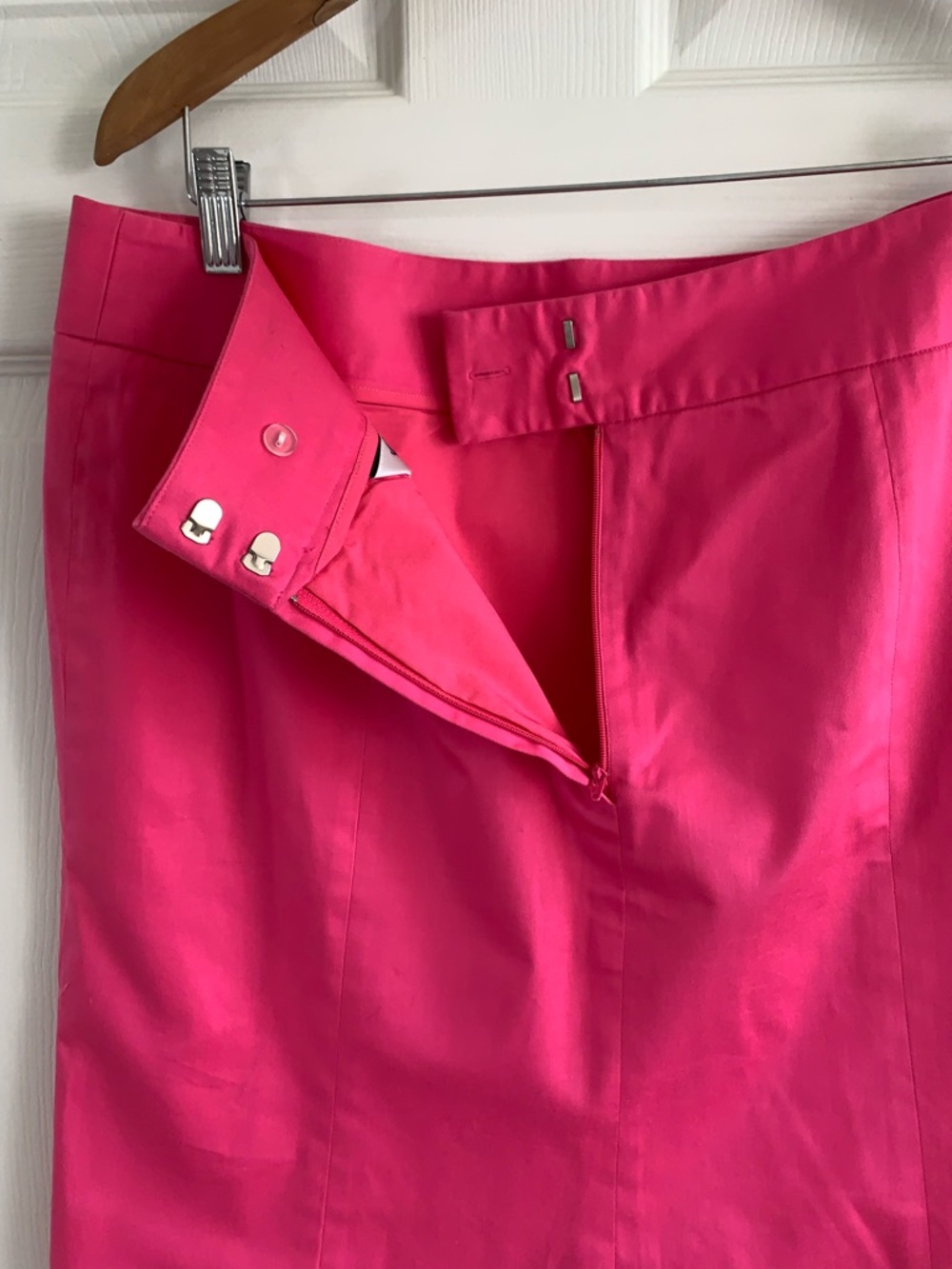 Lilly Pulitzer Hot Pink Pencil Skirt - Picture 2 of 3
